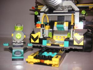 Cavern Raider's Hoverboard Compartment